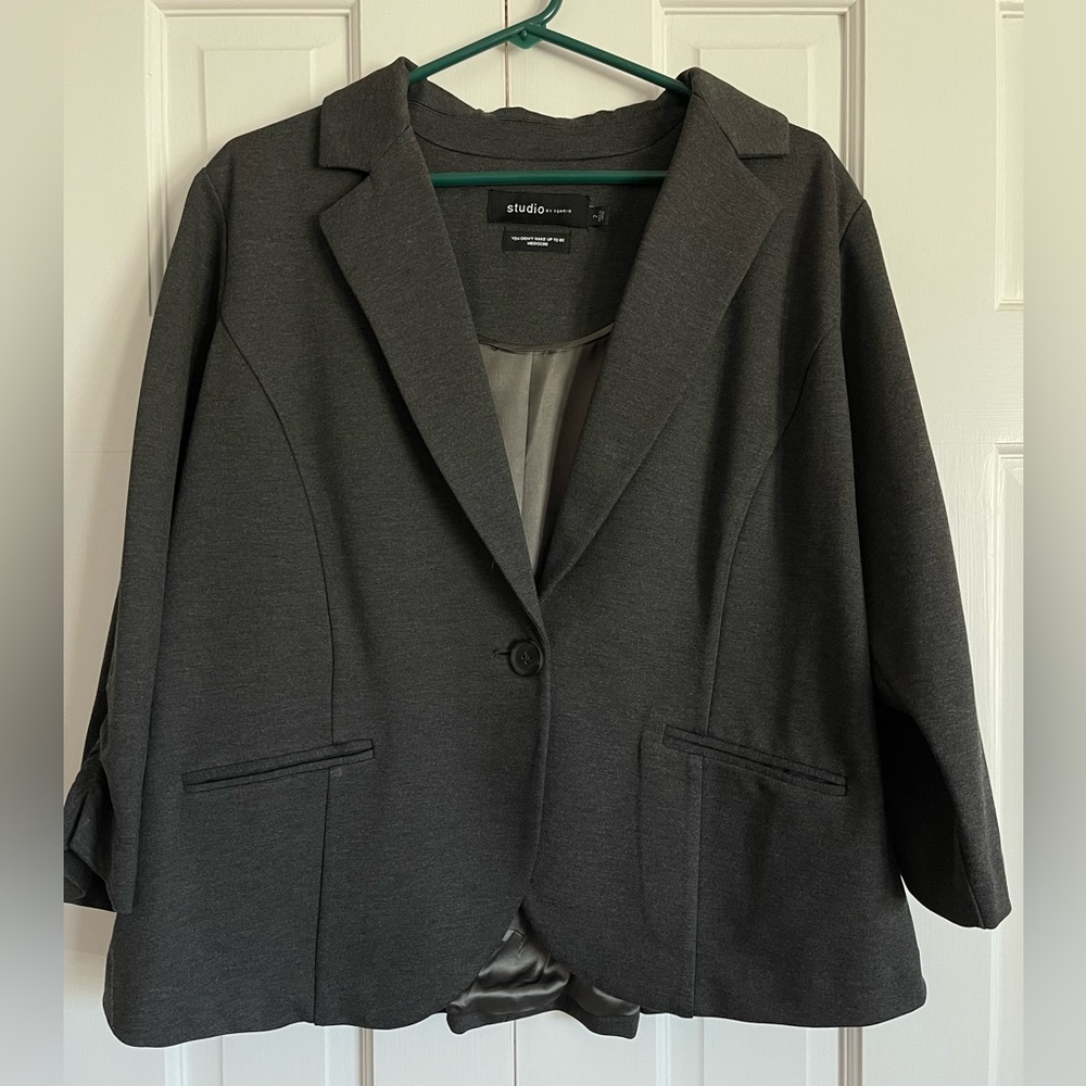 Studio by TORRID Dark Gray Blazer with 3/4 Sinched Sleeves, Size 2